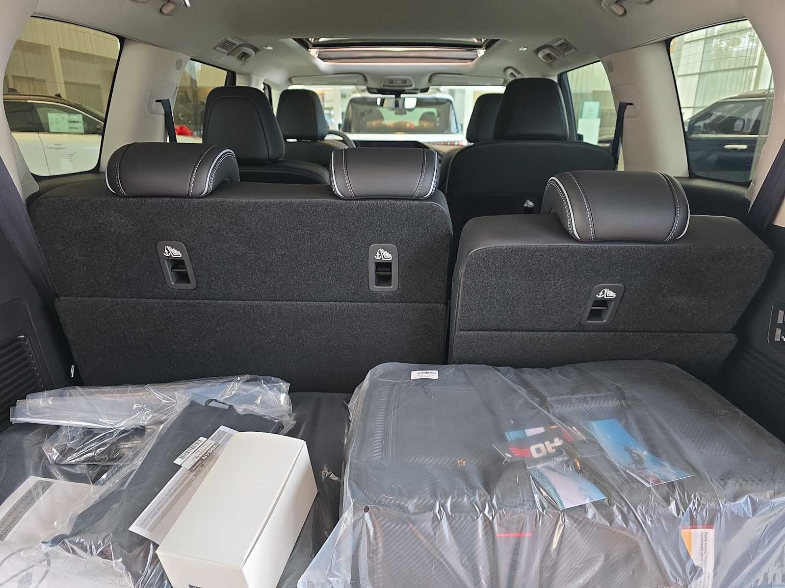 2026 INFINITI QX80 LUXE