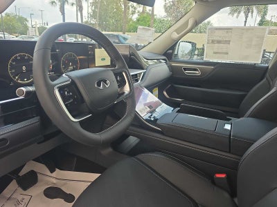 2027 INFINITI QX80 LUXE