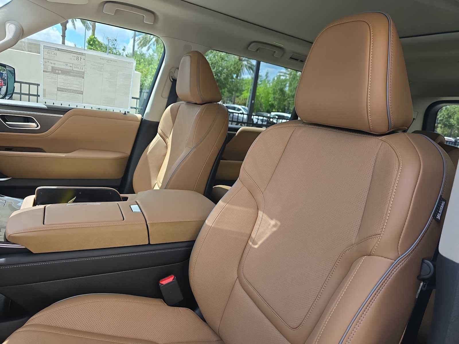 2026 INFINITI QX80 LUXE