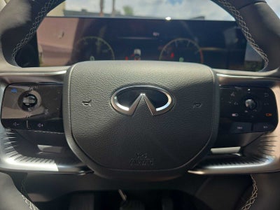 2027 INFINITI QX80 LUXE