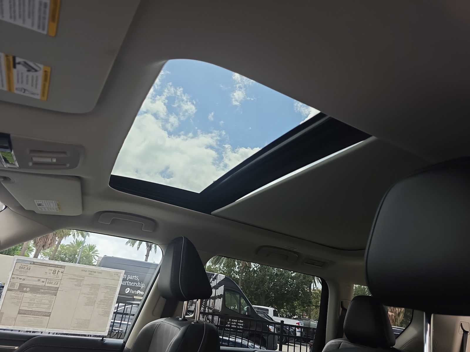 2027 INFINITI QX80 LUXE