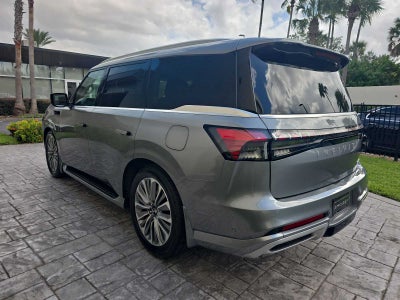 2027 INFINITI QX80 LUXE