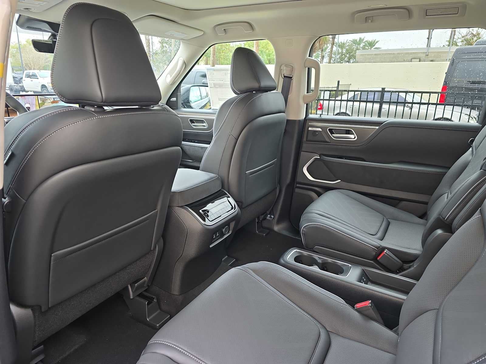 2026 INFINITI QX80 LUXE