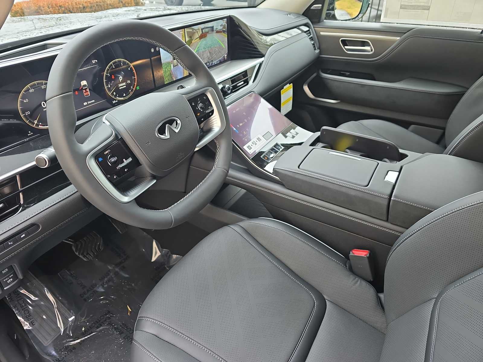 2026 INFINITI QX80 LUXE