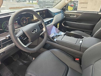 2026 INFINITI QX80 LUXE