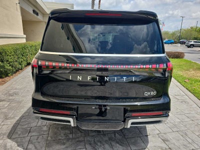 2026 INFINITI QX80 LUXE