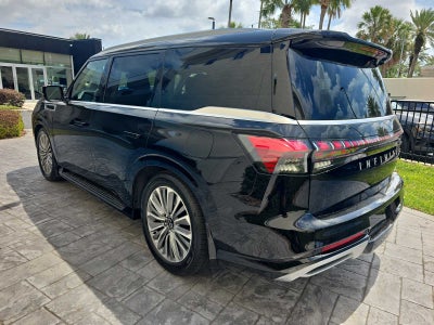2026 INFINITI QX80 LUXE
