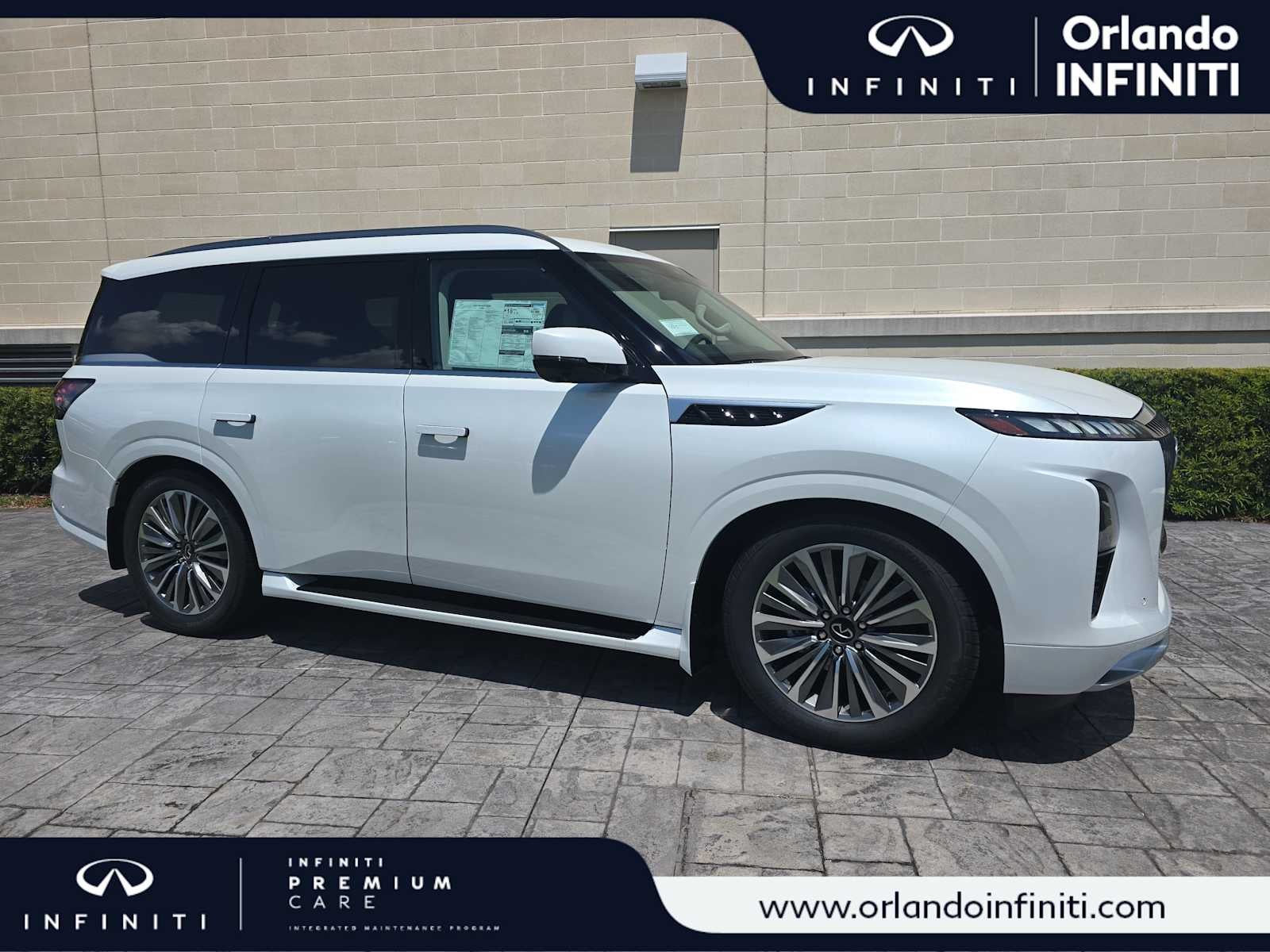 2027 INFINITI QX80 LUXE