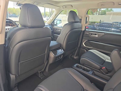 2027 INFINITI QX80 LUXE