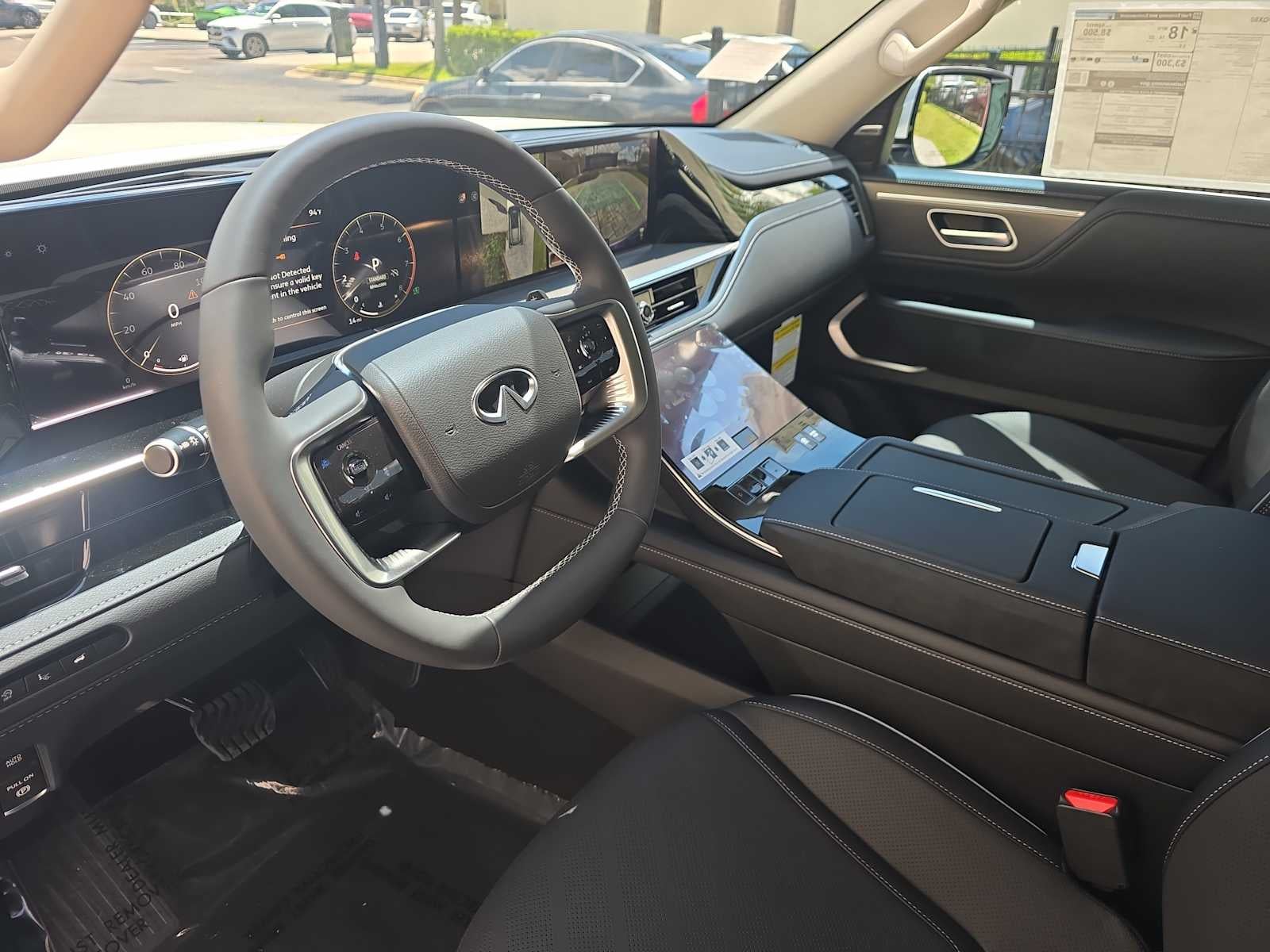 2027 INFINITI QX80 LUXE