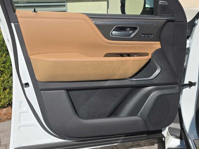 2026 INFINITI QX80 LUXE