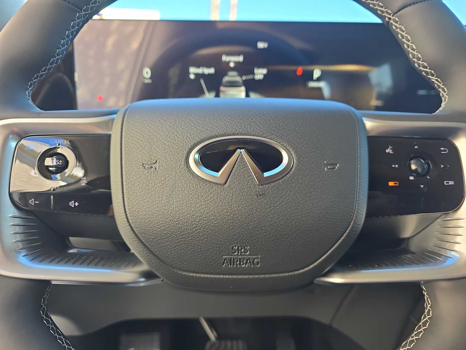 2026 INFINITI QX80 LUXE