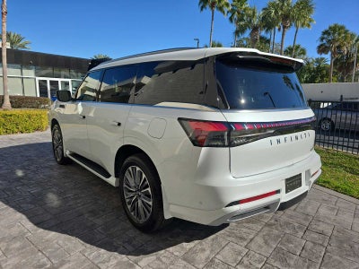 2026 INFINITI QX80 LUXE
