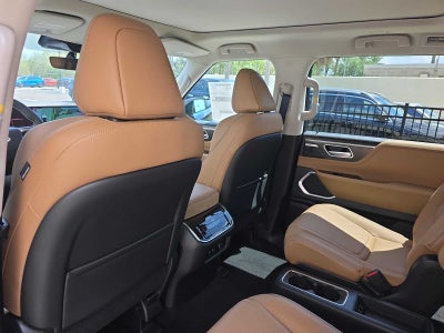 2026 INFINITI QX80 LUXE