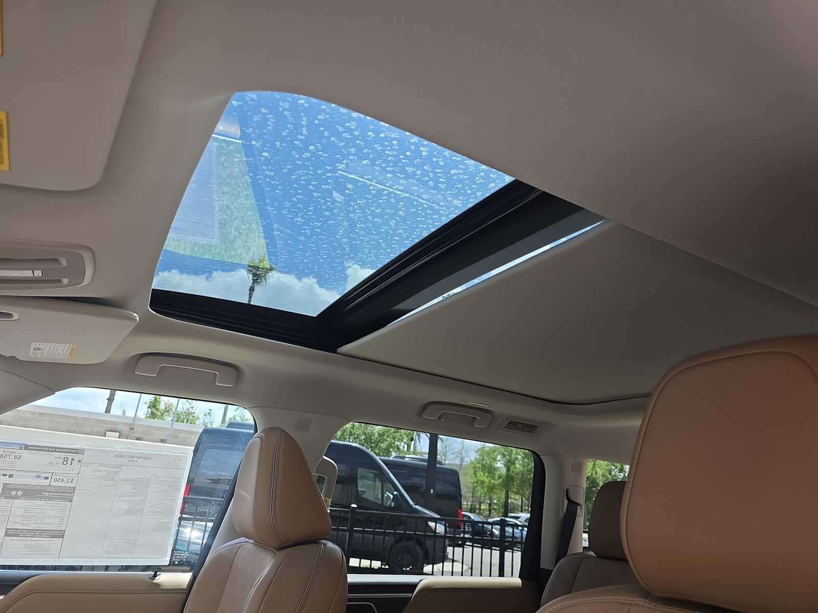 2026 INFINITI QX80 LUXE