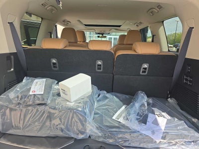 2026 INFINITI QX80 LUXE