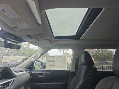 2027 INFINITI QX80 LUXE