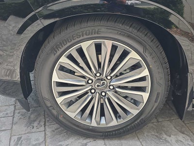 2026 INFINITI QX80 LUXE