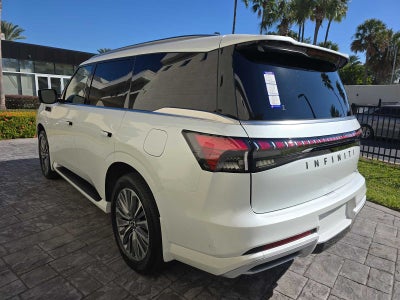 2026 INFINITI QX80 LUXE