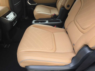 2027 INFINITI QX80 LUXE