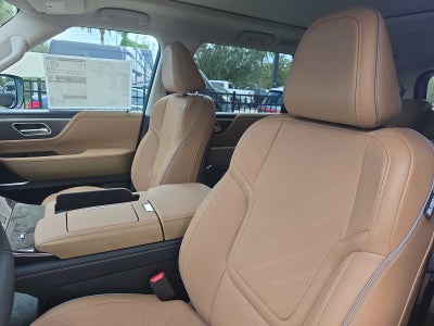2027 INFINITI QX80 LUXE