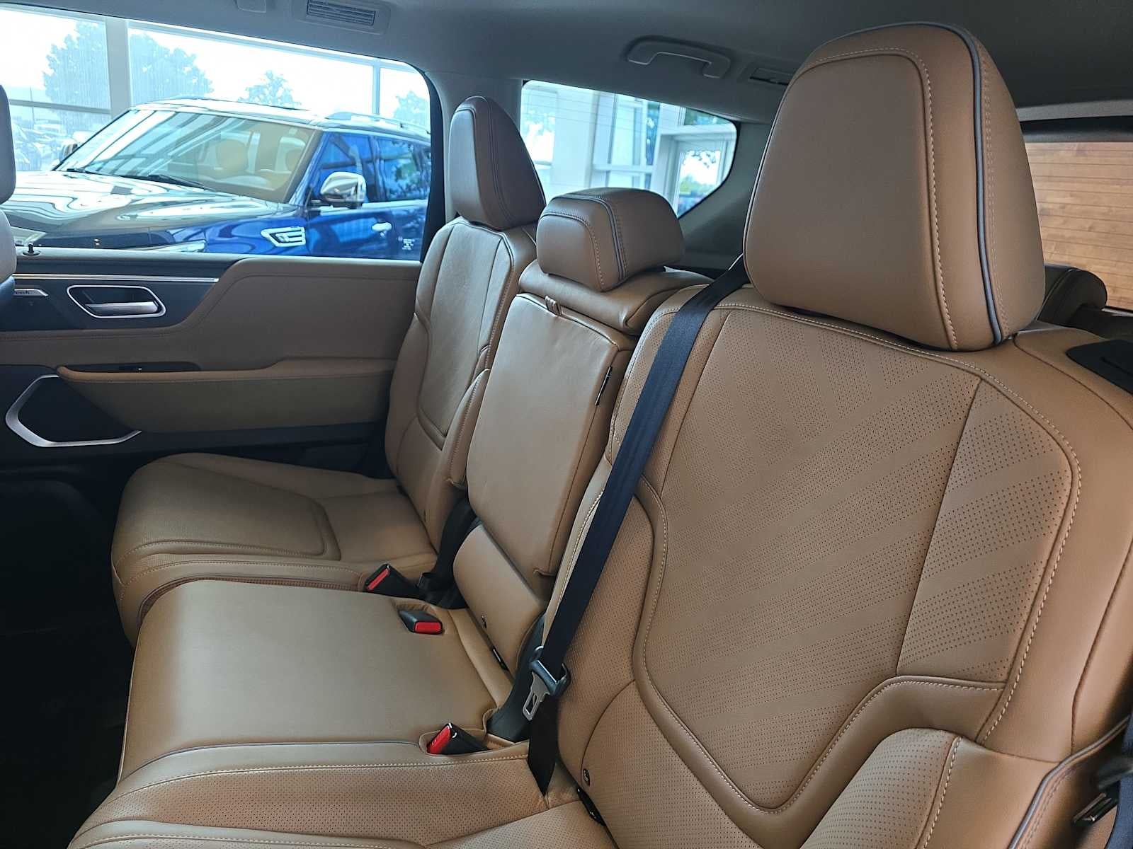 2026 INFINITI QX80 LUXE