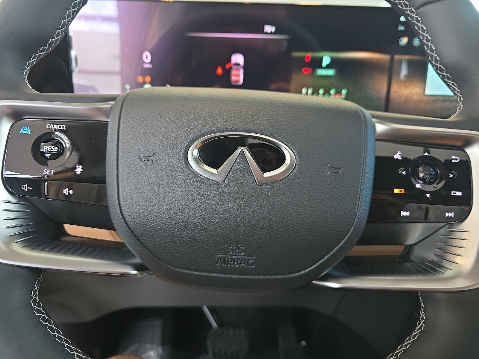 2026 INFINITI QX80 LUXE