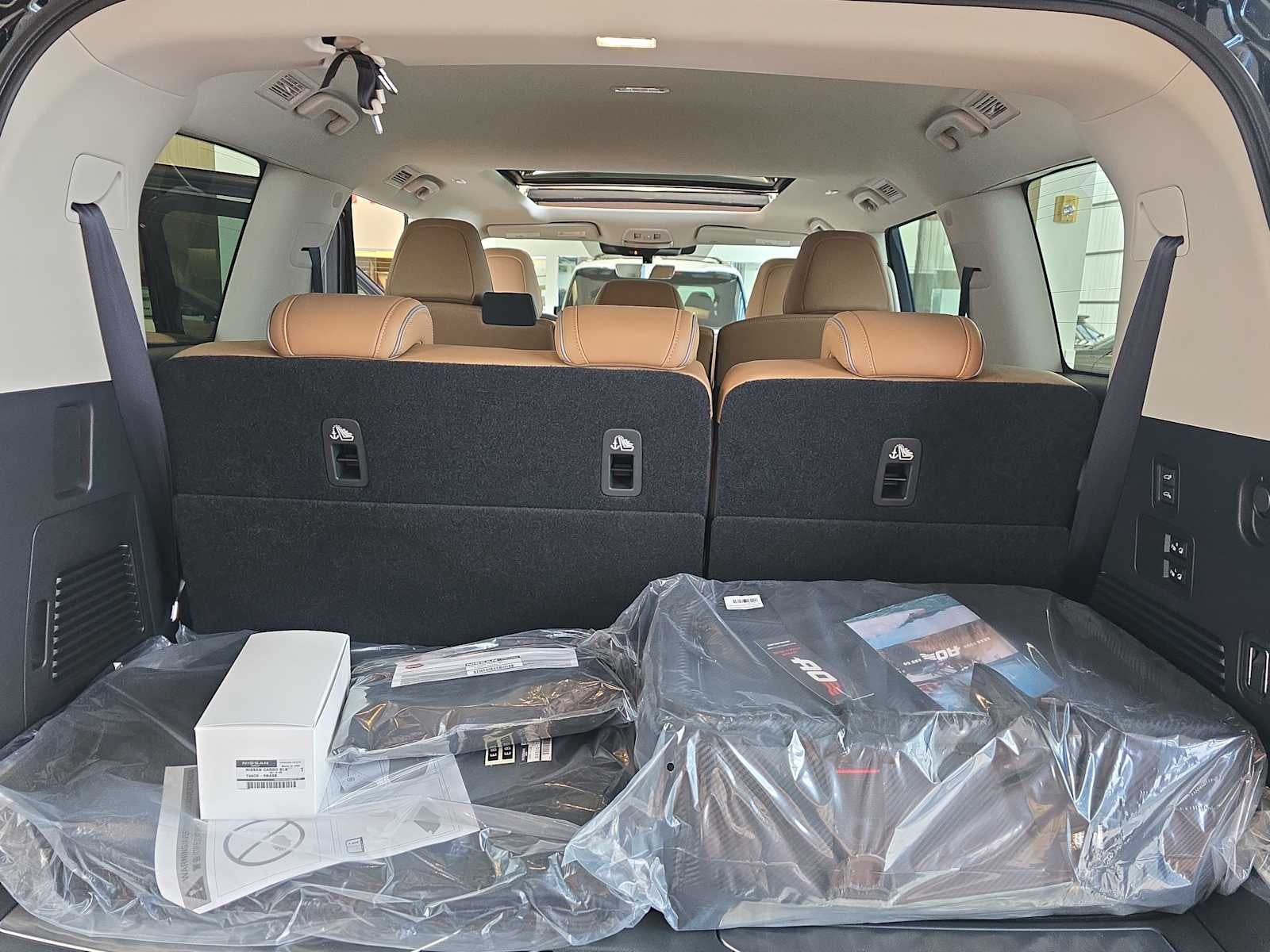 2026 INFINITI QX80 LUXE