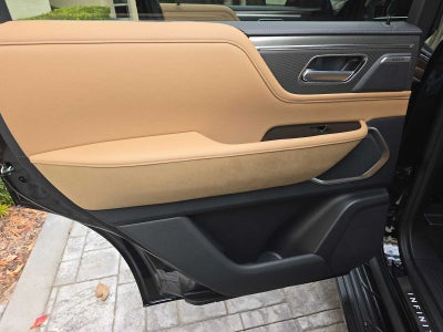 2026 INFINITI QX80 LUXE