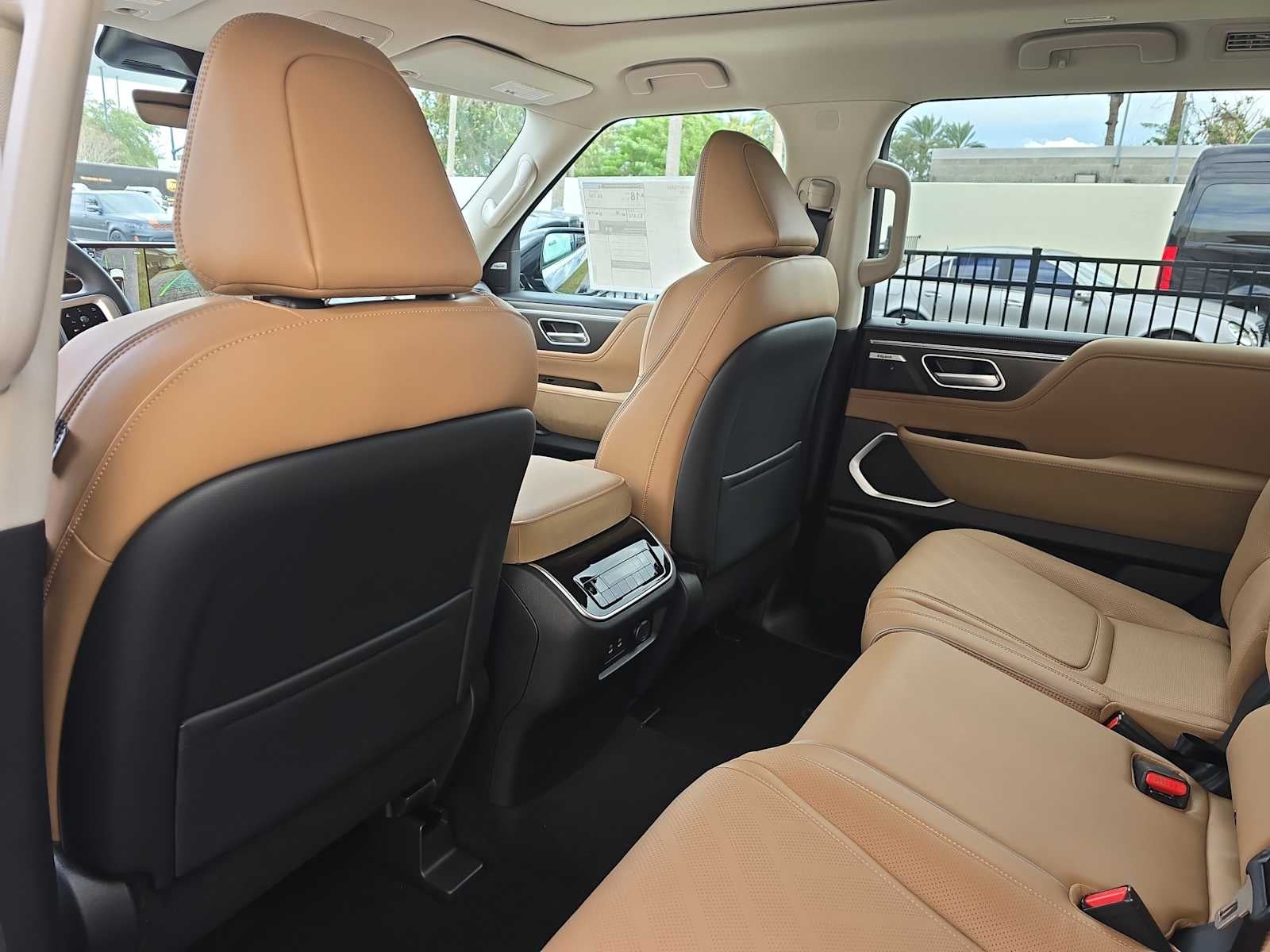 2026 INFINITI QX80 LUXE