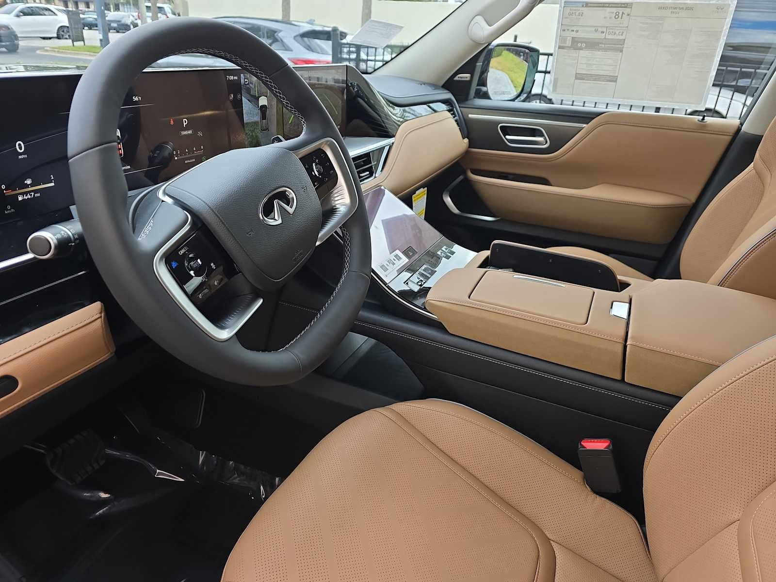 2026 INFINITI QX80 LUXE