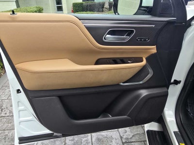 2026 INFINITI QX80 LUXE