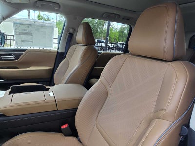 2026 INFINITI QX80 LUXE