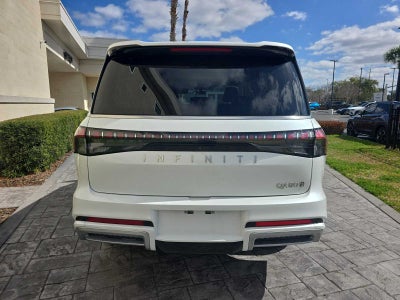 2025 INFINITI QX80 LUXE