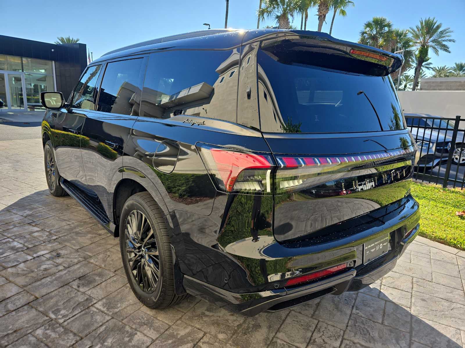 2026 INFINITI QX80 AUTOGRAPH