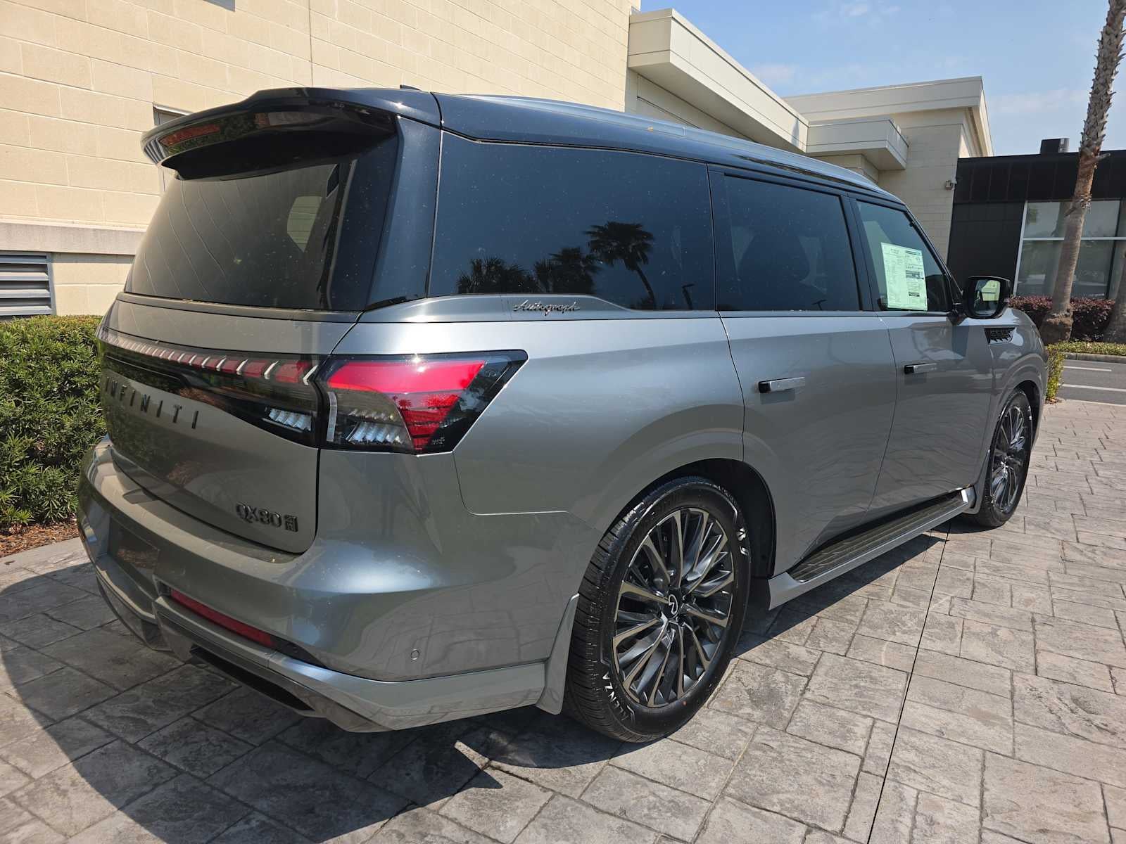 2026 INFINITI QX80 AUTOGRAPH