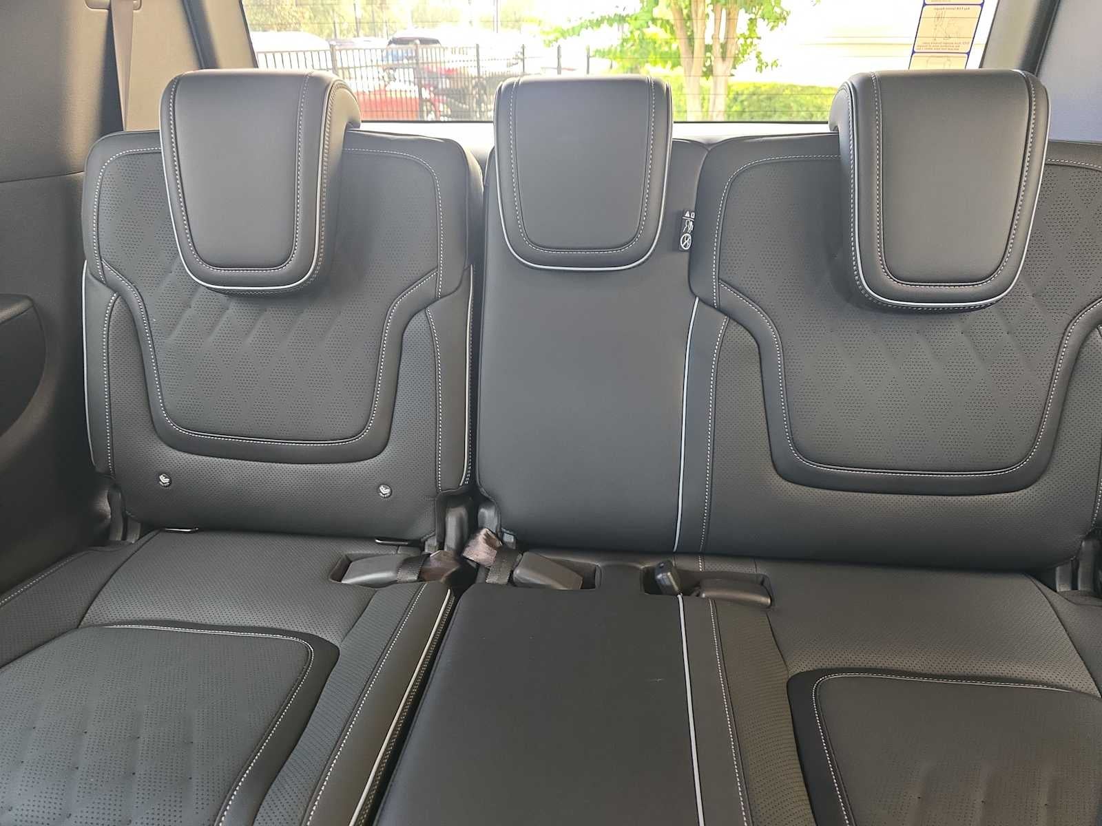 2027 INFINITI QX80 AUTOGRAPH