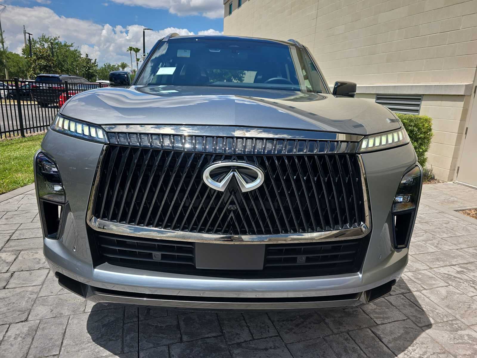 2026 INFINITI QX80 AUTOGRAPH
