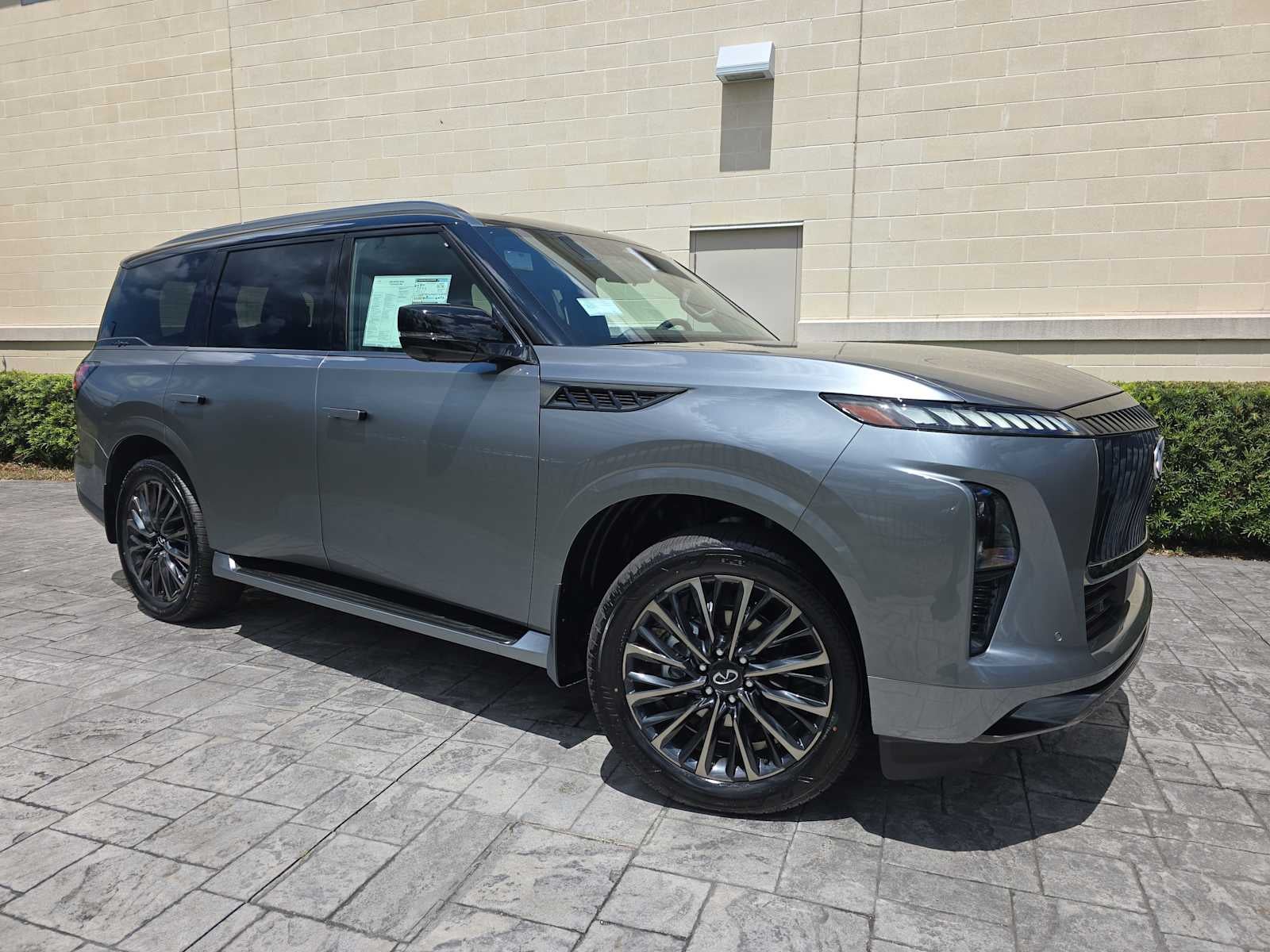 2026 INFINITI QX80 AUTOGRAPH