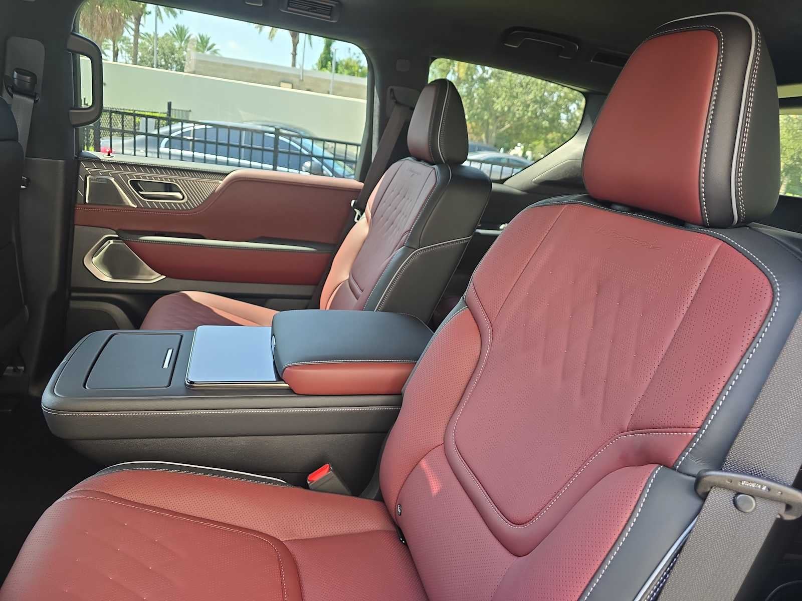 2027 INFINITI QX80 AUTOGRAPH