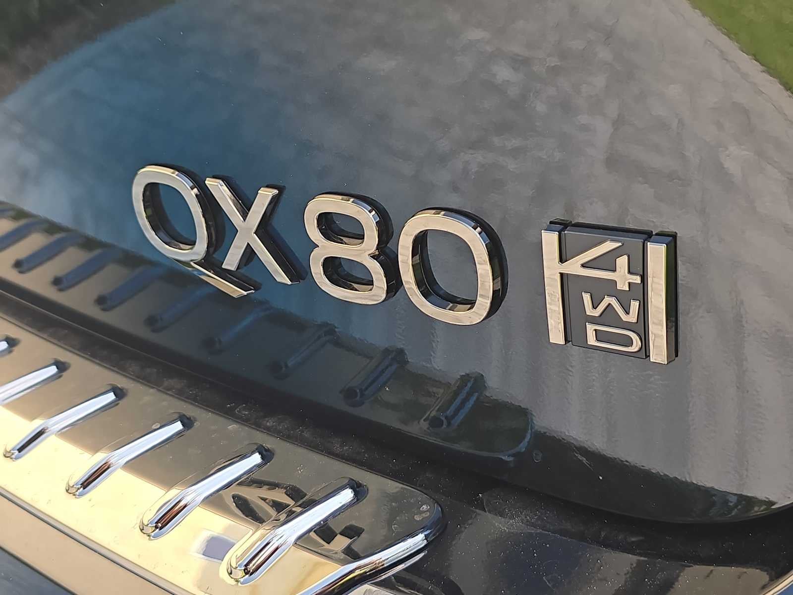2027 INFINITI QX80 AUTOGRAPH