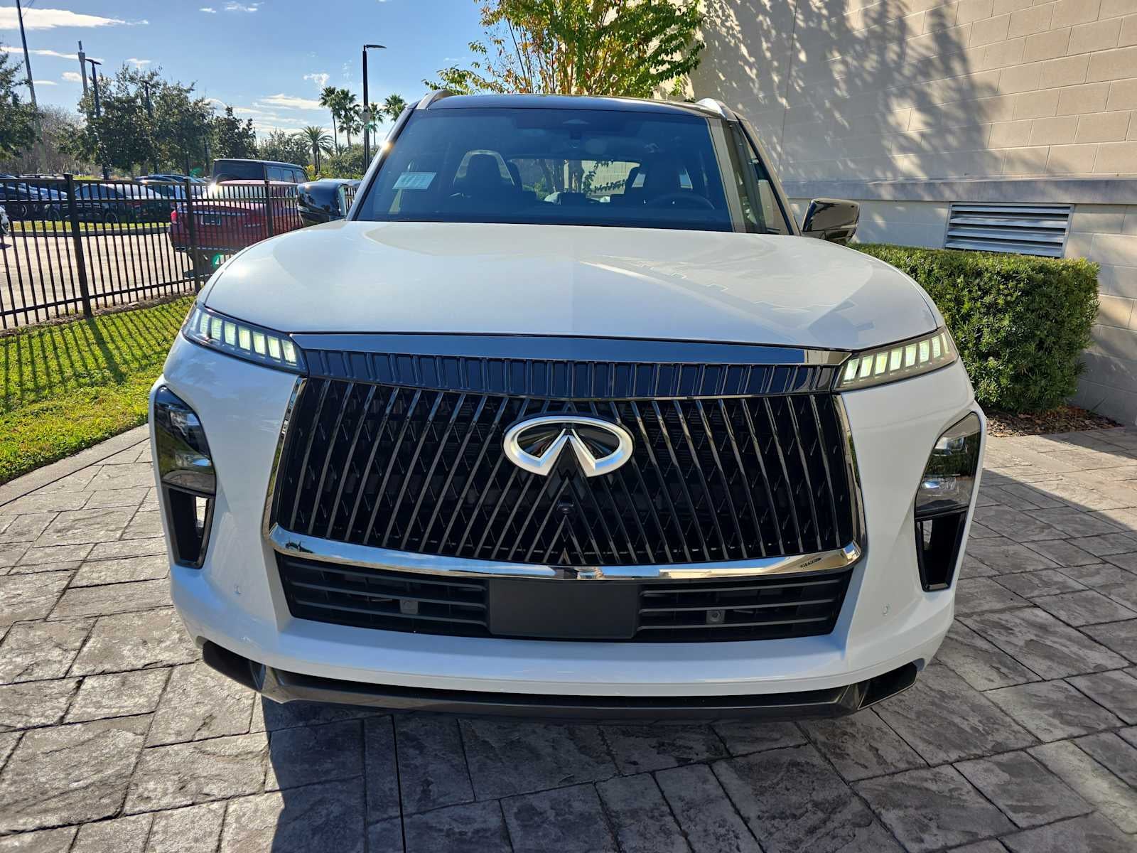2026 INFINITI QX80 AUTOGRAPH