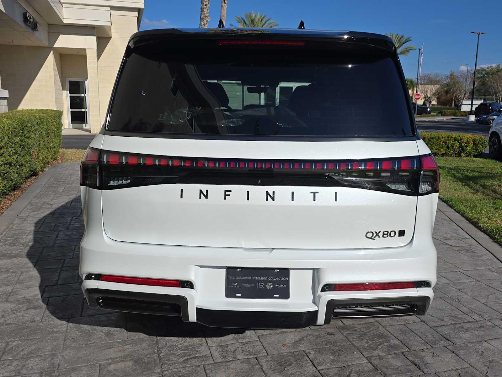 2026 INFINITI QX80 AUTOGRAPH