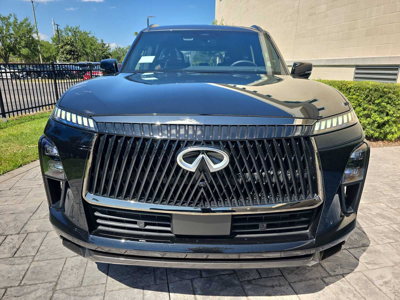 2026 INFINITI QX80 AUTOGRAPH