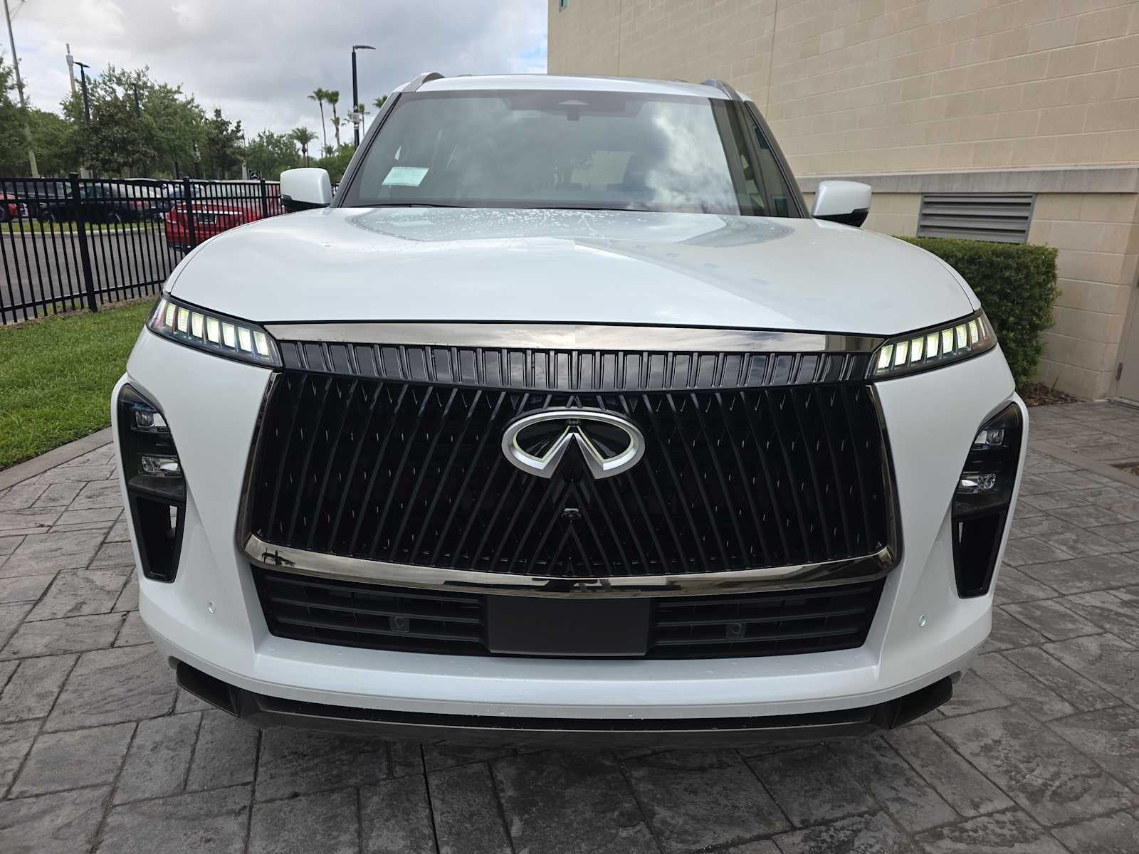 2026 INFINITI QX80 AUTOGRAPH