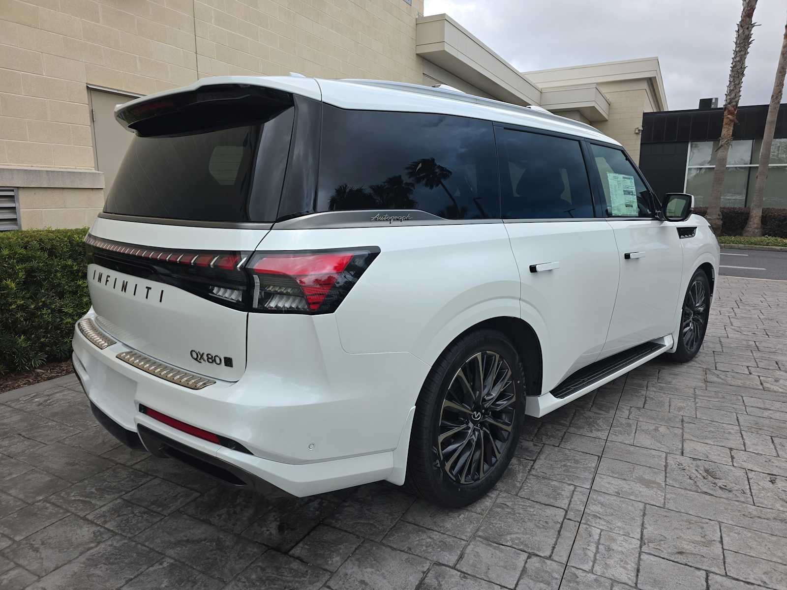 2026 INFINITI QX80 AUTOGRAPH