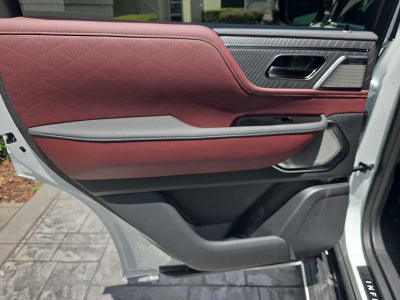 2027 INFINITI QX80 AUTOGRAPH