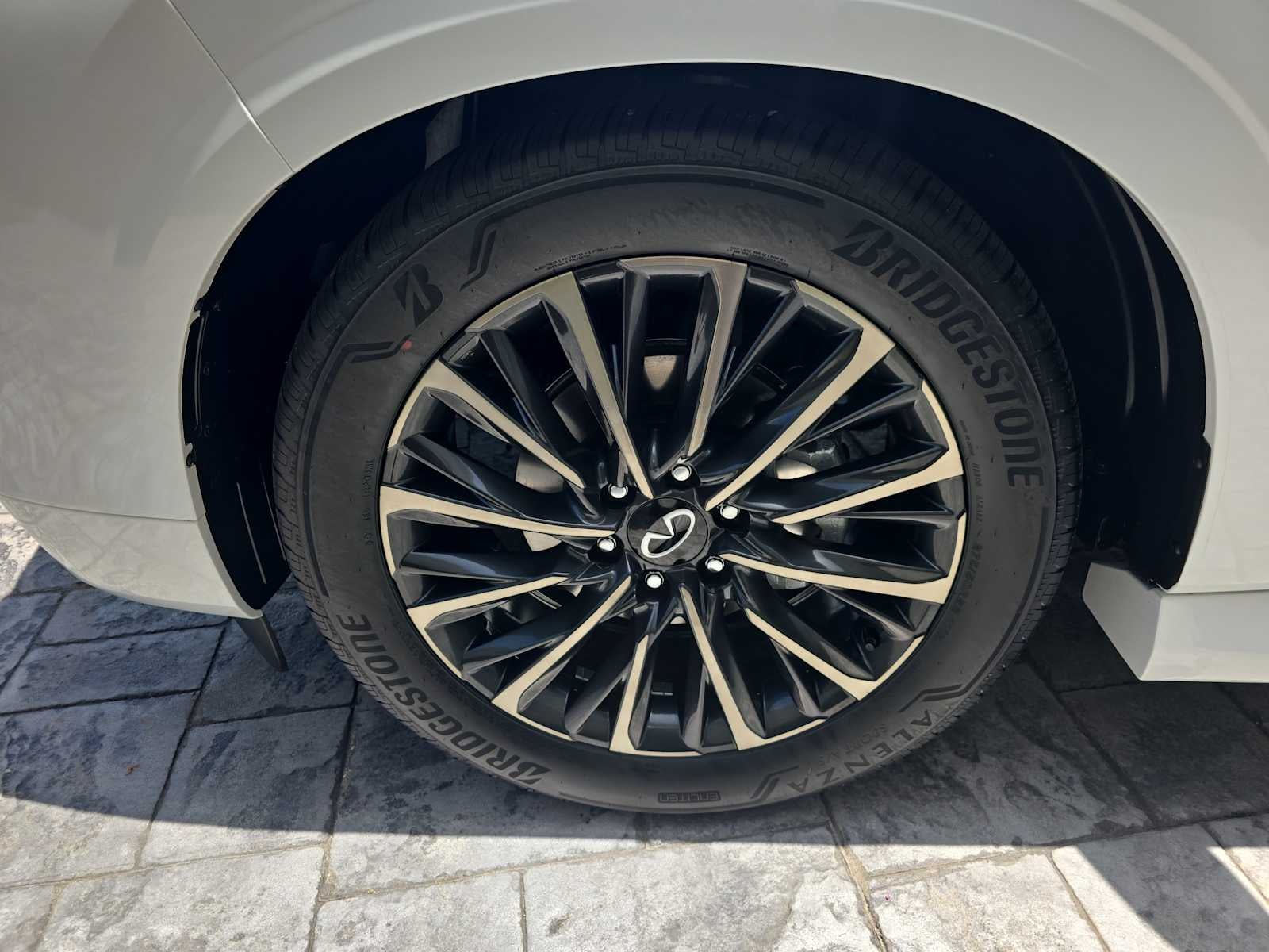 2027 INFINITI QX80 AUTOGRAPH