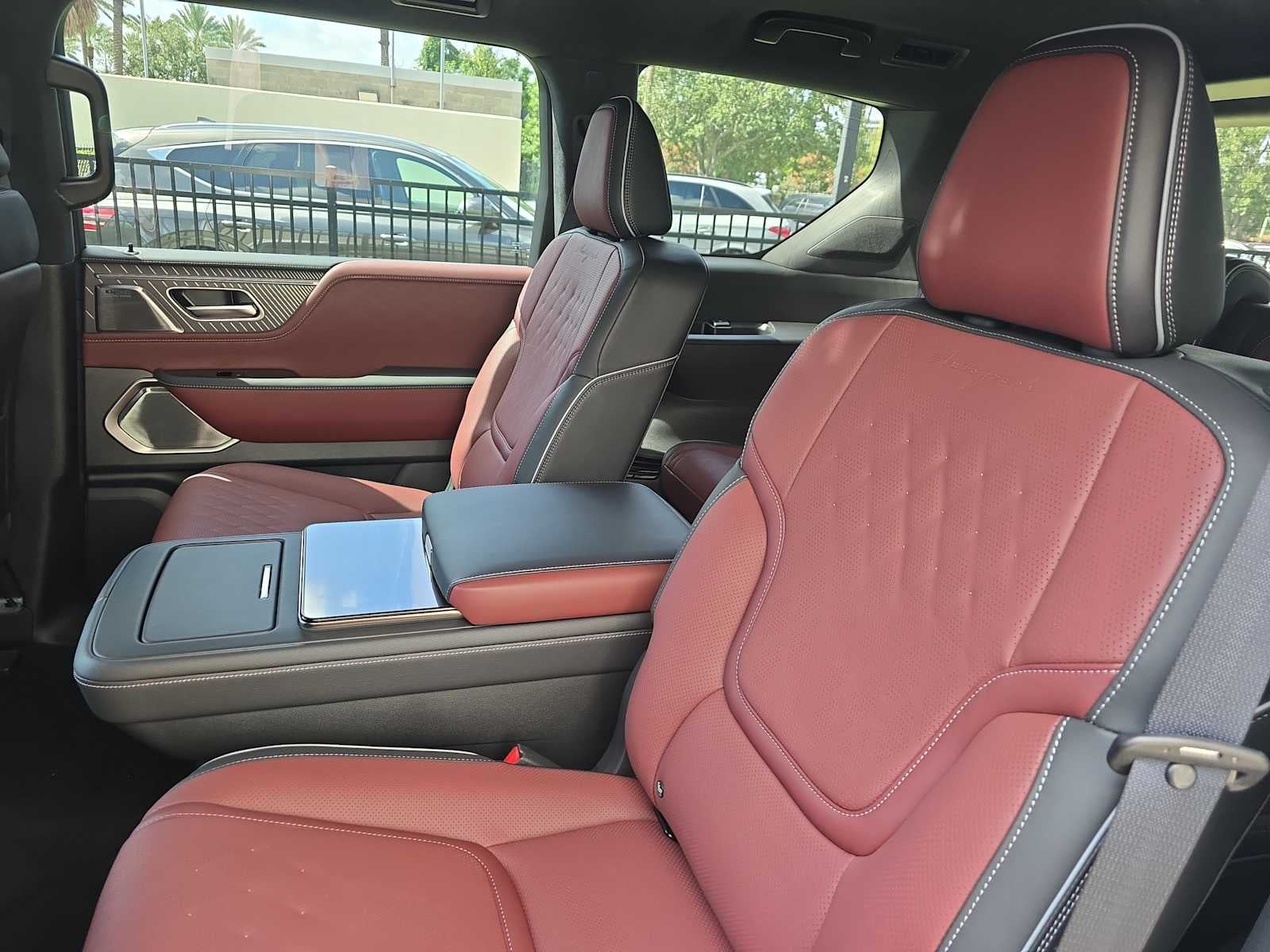 2027 INFINITI QX80 AUTOGRAPH