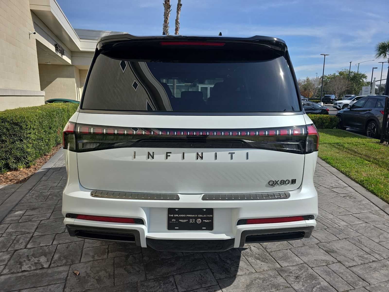 2026 INFINITI QX80 AUTOGRAPH